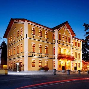 Hotel&Restaurant Waldschloss